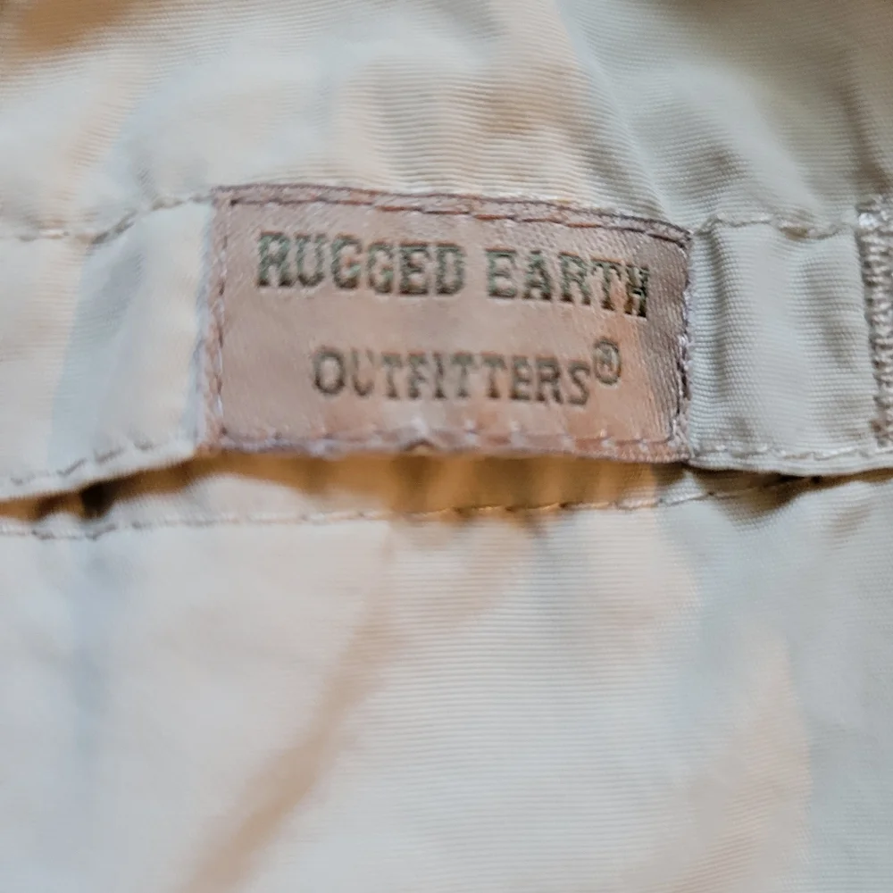 Rugged Earth Outfitters Mens Shorts Cargo Outdoor Nylon Adjustable 40 42 Beige